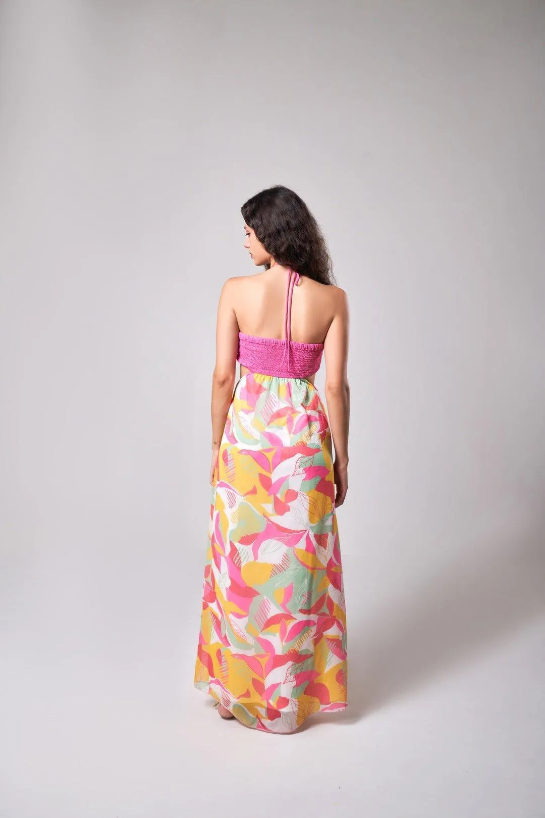 TROPICAL HALTER NECK MAXI DRESS